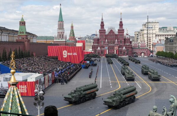 TSR25 moscow parade