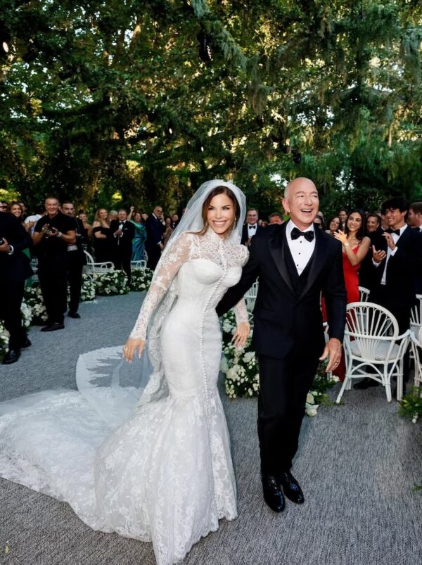 bezos dress