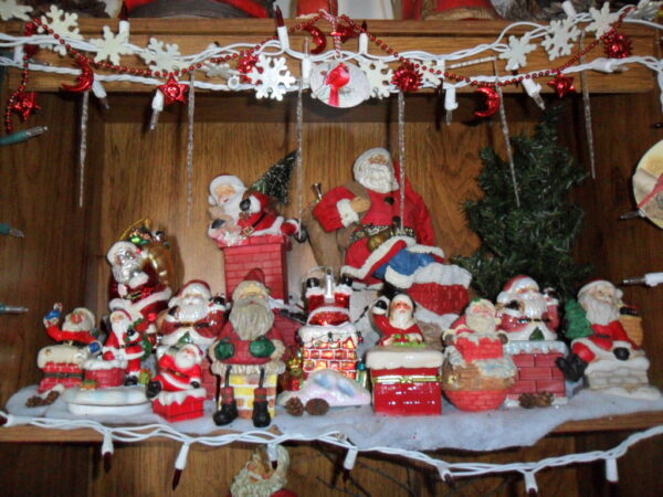 chimney santas1